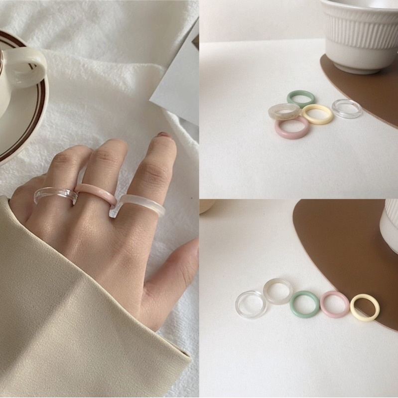 Nhẫn trơn acrylic nữ tính cách điệu