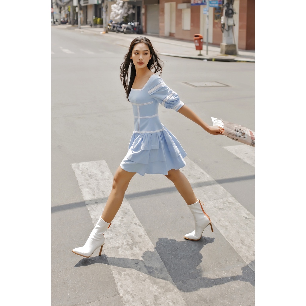 SÒ VINTAGE - KRISSY Đầm xòe xếp tầng cổ vuông phối ren | BigBuy360 - bigbuy360.vn