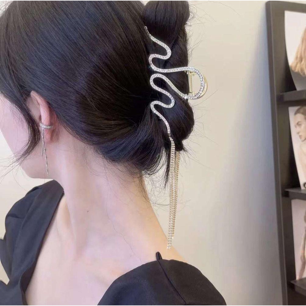 Kẹp Tóc Cá Mập Bằng Hợp Kim Phối Tua Rua Thời Trang Mùa Hè Cho Nữ