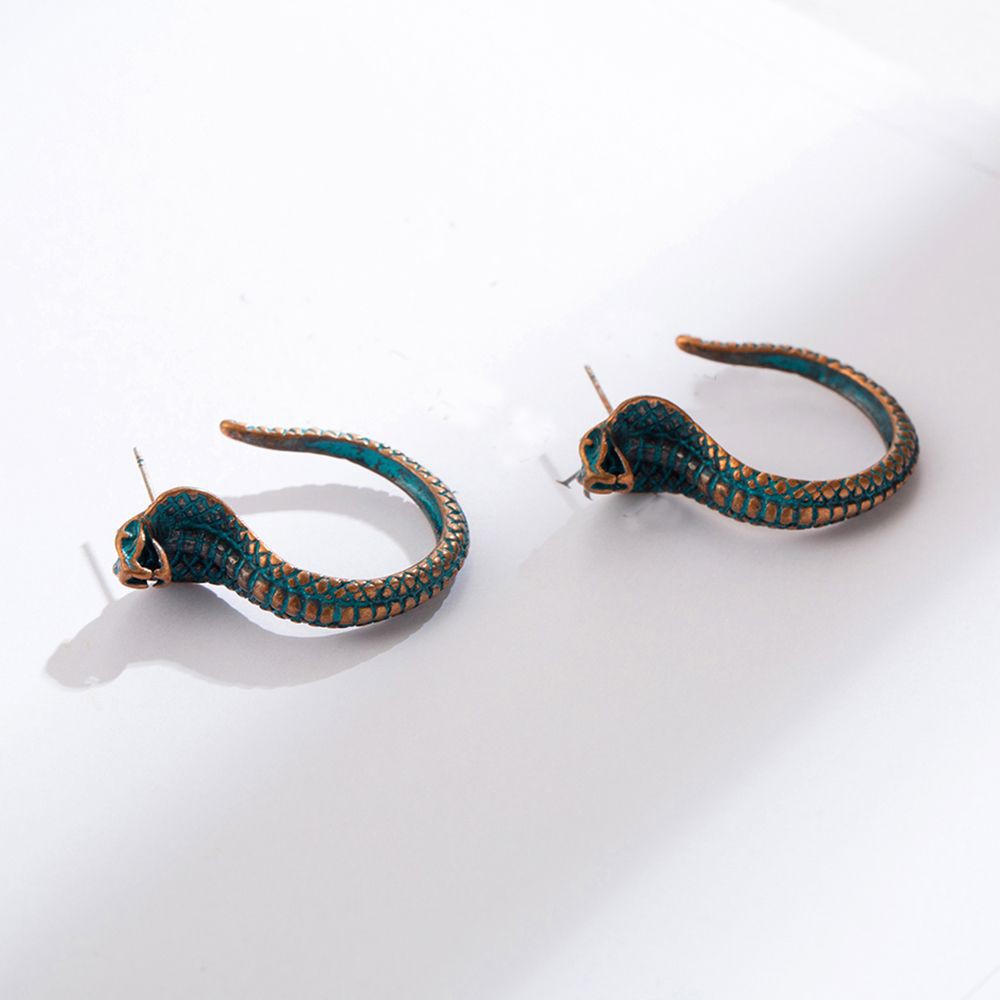 Hoa tai dáng dài phong cách cổ điển