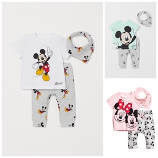 Bộ mickey kèm yếm bé trai/bé gái