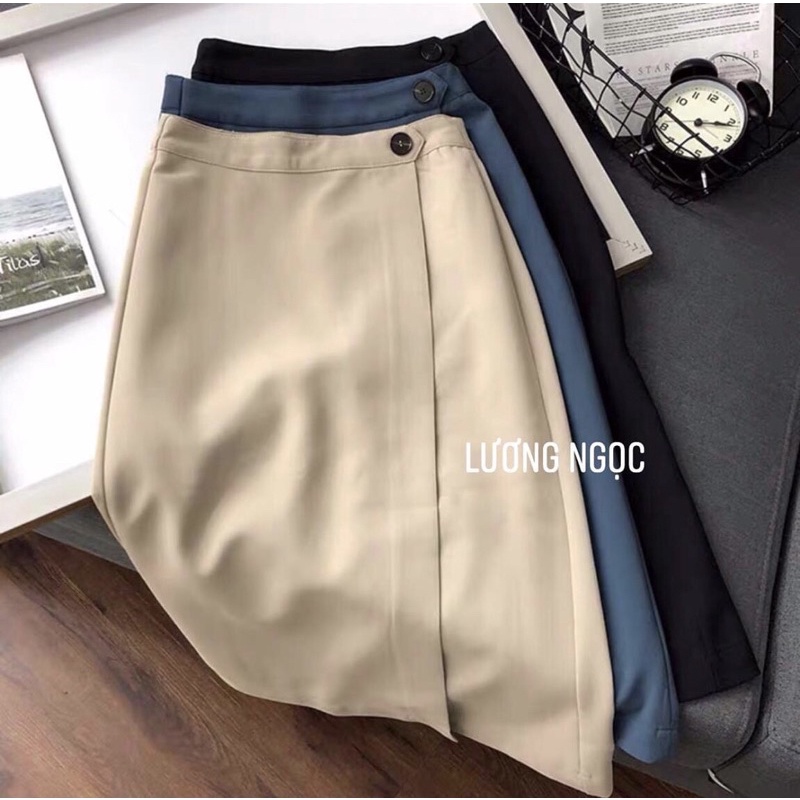 Chân váy chữ A vạt trước phối cúc ở cạp
