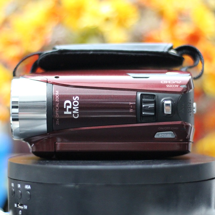 Máy quay phim Canon Ivis HF R21