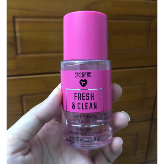 Set xịt body mist Pink của Victoria Secret