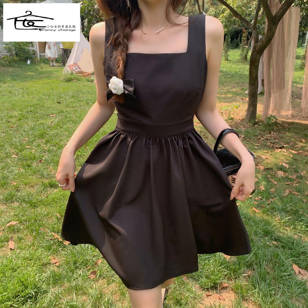 Đầm Chữ A Hai Dây Màu Đen Thời Trang Mùa Hè Dành Cho Nữ 2022