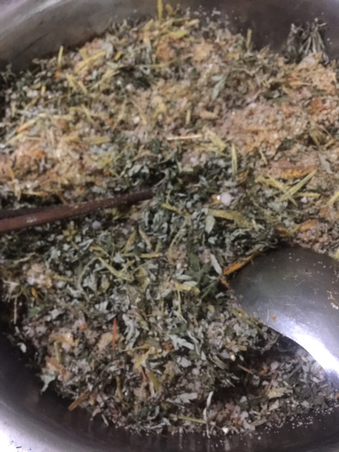 Muối chườm bụng 1kg | BigBuy360 - bigbuy360.vn