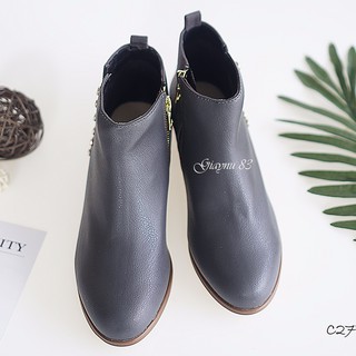 Boot phối đinh tán