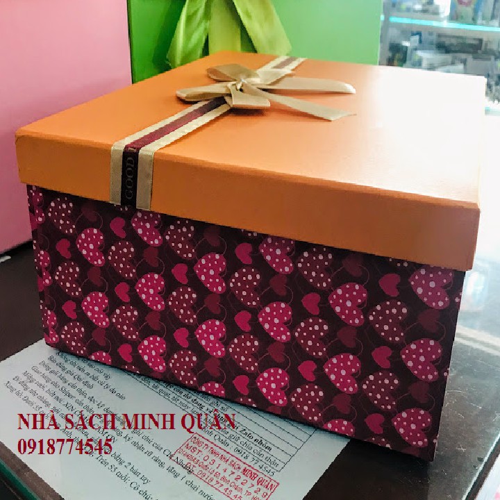 HỘP QUÀ HÌNH CHỮ NHẬT size lớn : 32x25x12cm - tặng kèm túi hạt xốp, hộp có màu sắc dễ thương, xinh xắn