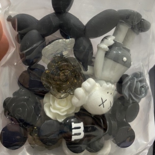 Bộ Sticker Bearbrick dành cho dép Cross nữ,Sục nữ
