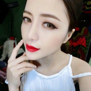 Lens nâu tây