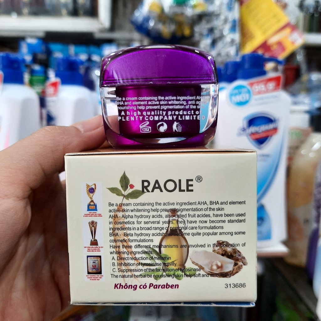 Kem Raole trắng da 9 in 1 - 8g