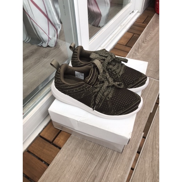 Giày thể thao Juno xanh đậm size 36