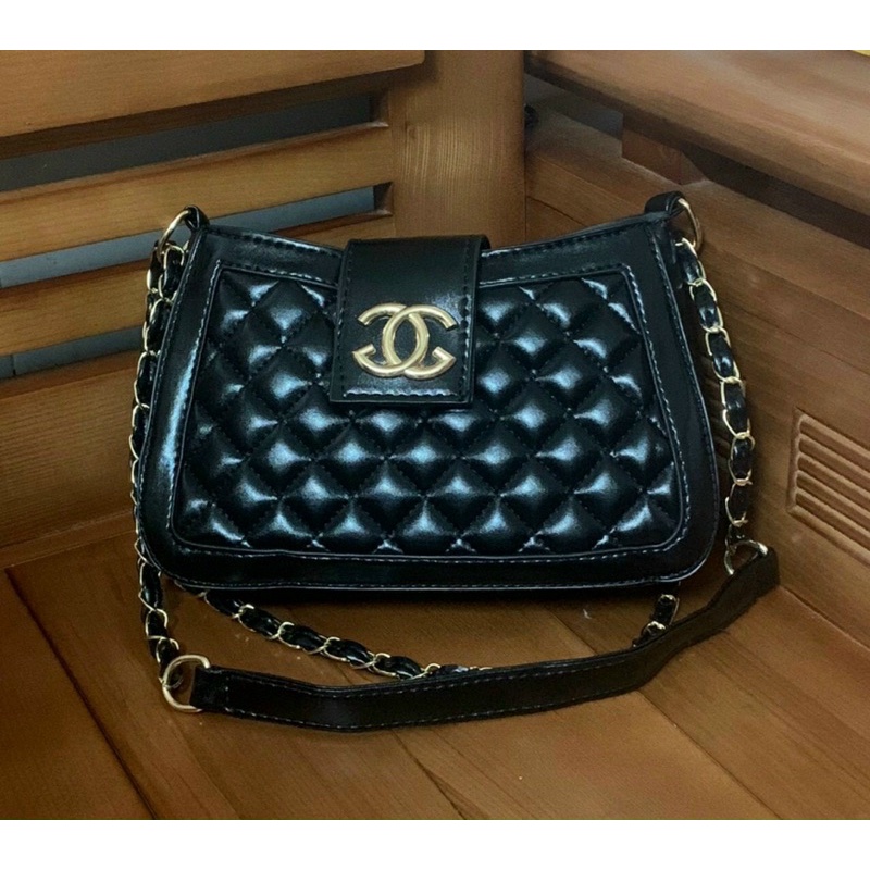 Túi Chanel kẹp nách/Túi đeo chéo Chần Ô/ Mã 00017/ Màu Đen/