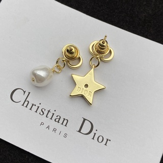 Bông tai dior đính ngọc trai không đối xứng kèm ngôi sao thời trang cho nữ