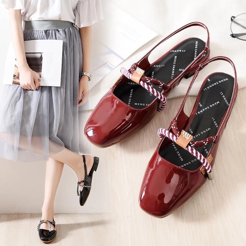 Sandal 2 màu , cực hot trend ạ