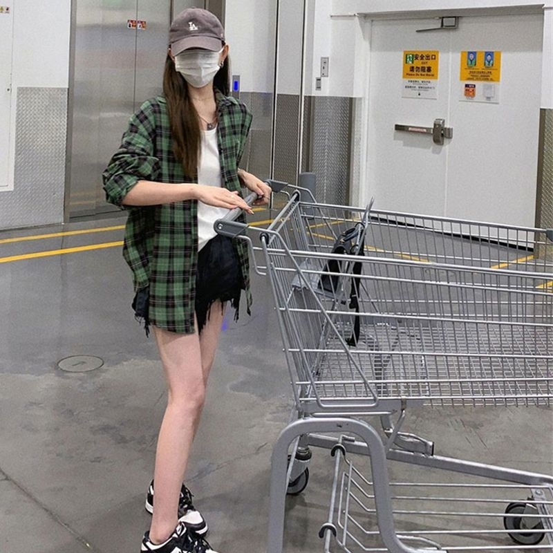 【ZHELIHANGFEI】Áo Sơ Mi Tay Dài Cổ Bẻ Form Rộng Họa Tiết Sọc Caro Phong Cách Mỹ