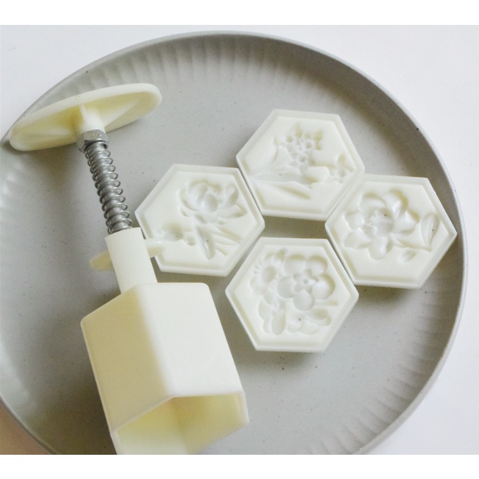 (50 gr) Khuôn Trung Thu lục giác bông hoa cổ điển MÃ : C11