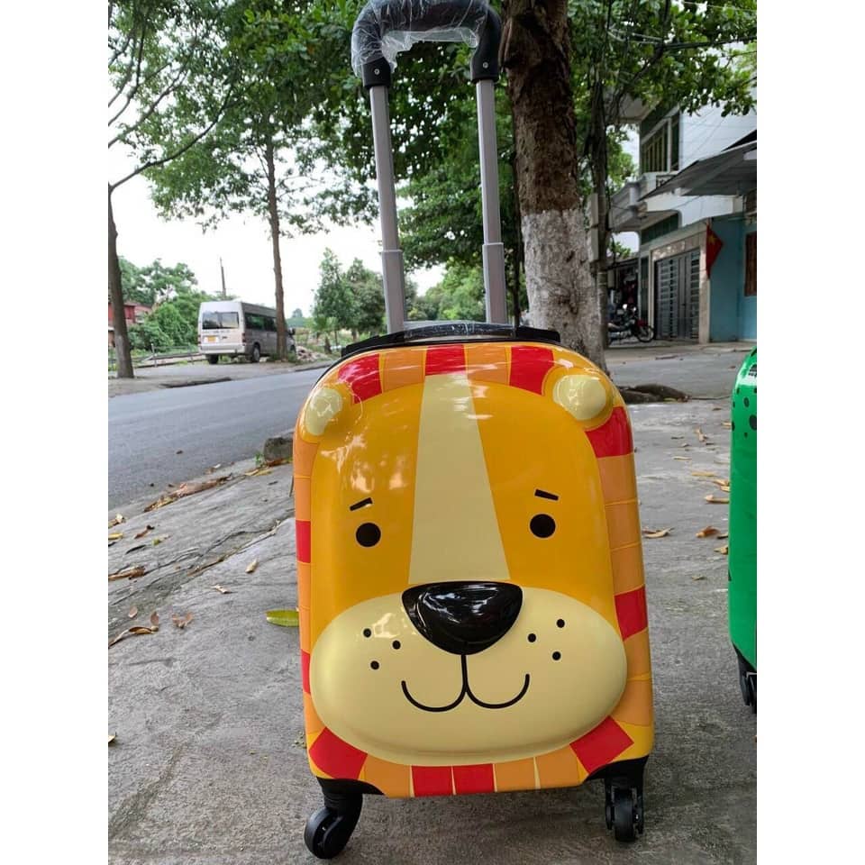 Vali kéo du lịch cho bé trai sư tử, hươu mặt nổi cao cấp size 18 inch