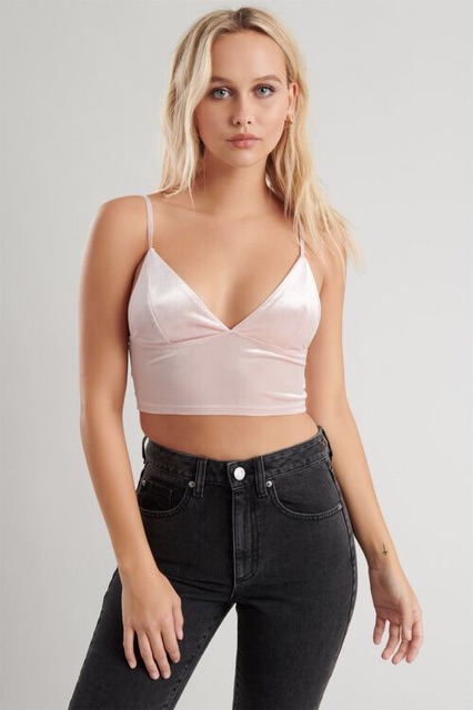 Áo velvet croptop Garage