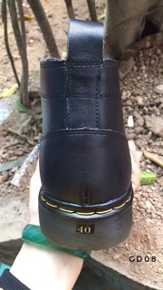 Giày Dr.Martens cổ lửng bao Chất
