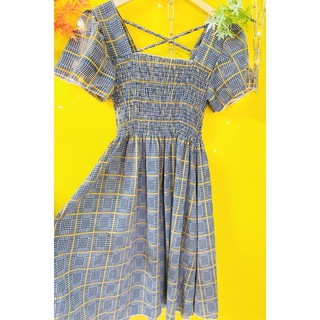 Đầm caro sọc vàng xám dây chéo lưng