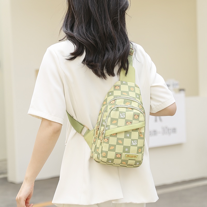 Túi Đeo Chéo Da Mềm In Họa Tiết Caro Thời Trang Cho Nữ