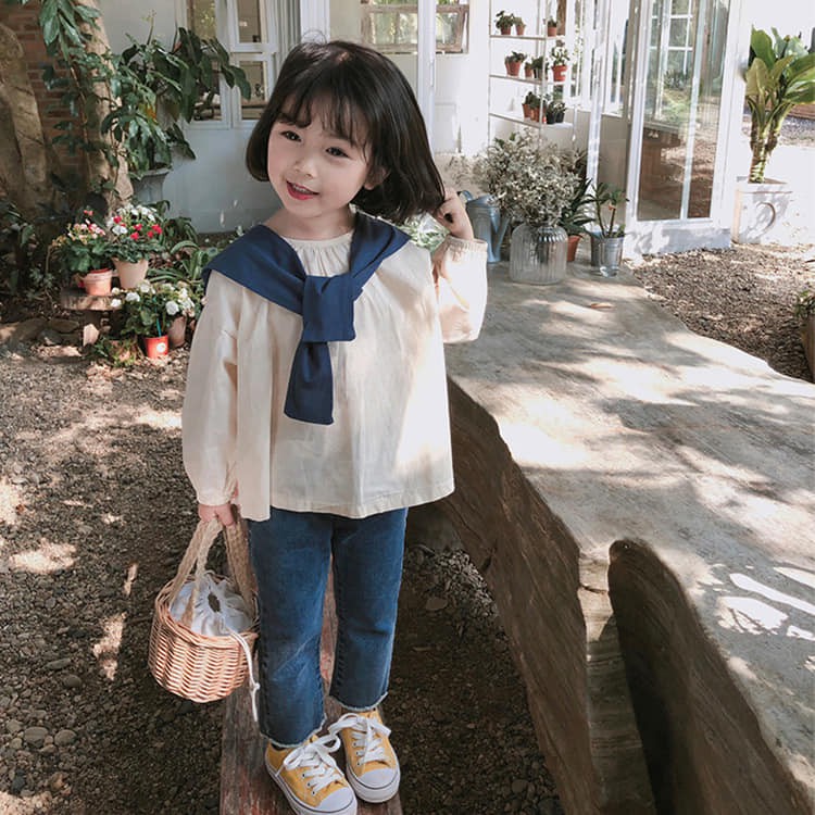 áo sơ mi cổ tròn