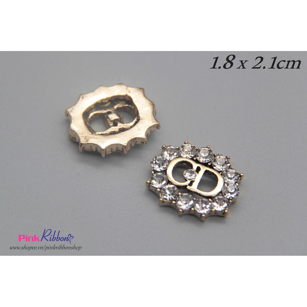 Charm C.D đính đá làm phụ liệu may mặc, thời trang