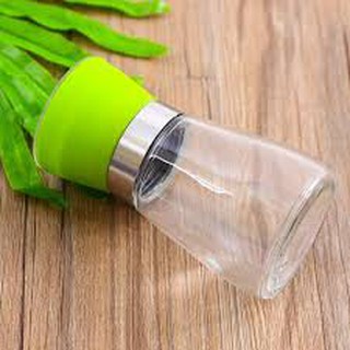 Dụng cụ xay hạt tiêu bằng tay