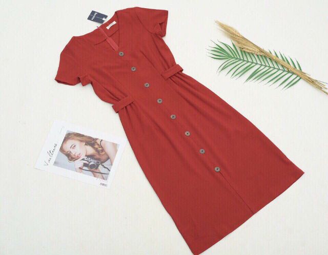 Đầm chữ V hàng thiết kế