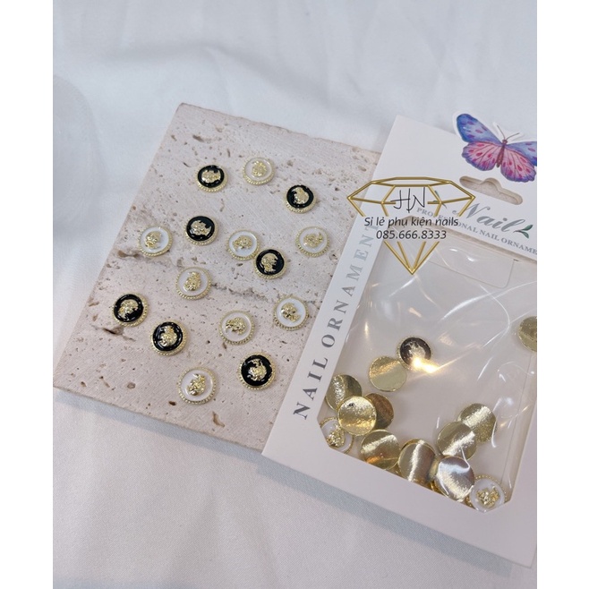 Set charm tròn cô gái
