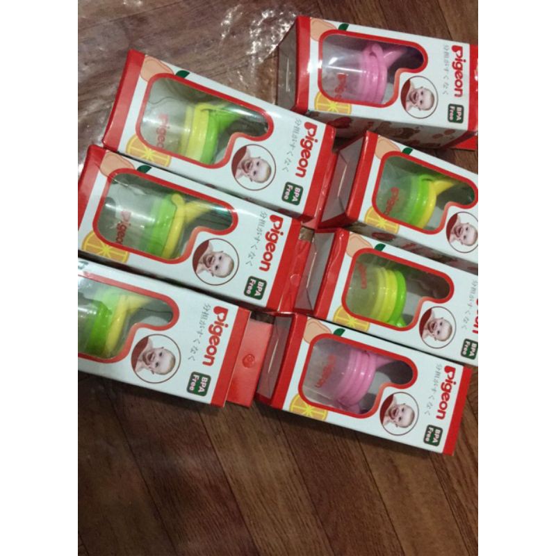 túi nhai ăn dặm chống hóc Pigeon nhật nội địa cho bé