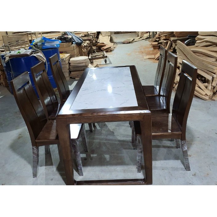 Bàn ăn mặt đá chân khung | BigBuy360 - bigbuy360.vn