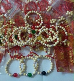 Vòng dâu đá phong thuỷ