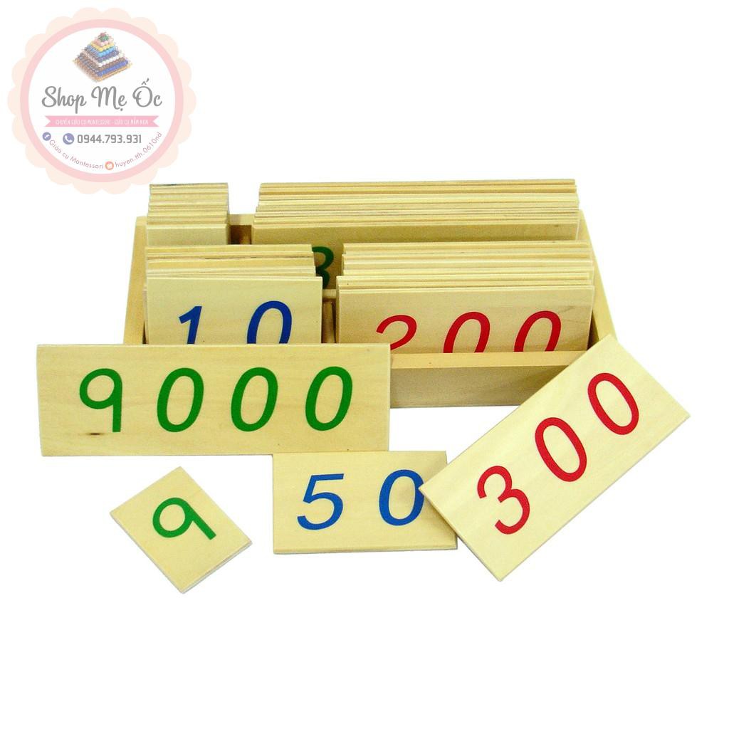 Hộp thẻ số bằng gỗ 1-9000 loại nhỏ Montessori (Mini Wooden Number Cards With Box 1-9000)