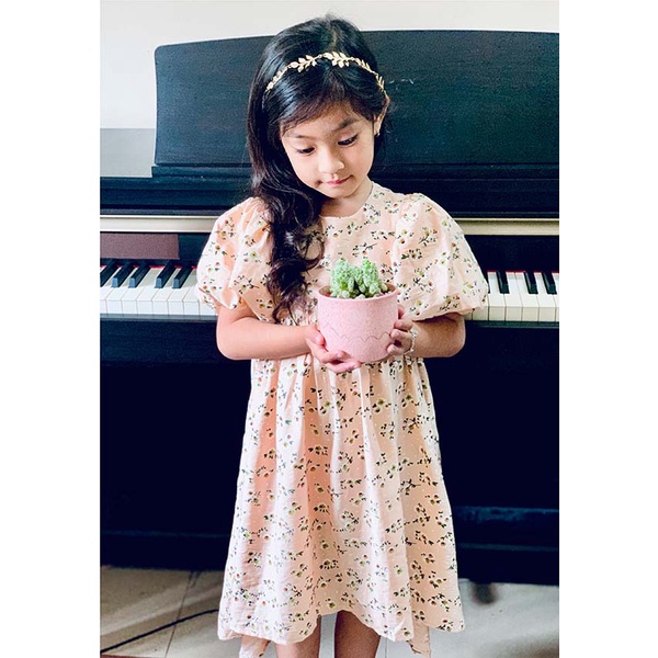 Váy Bé Gái Thiết Kế Janet Họa Tiết Hoa Tay Phồng Cổ Điển BEBAE KIDSWEAR