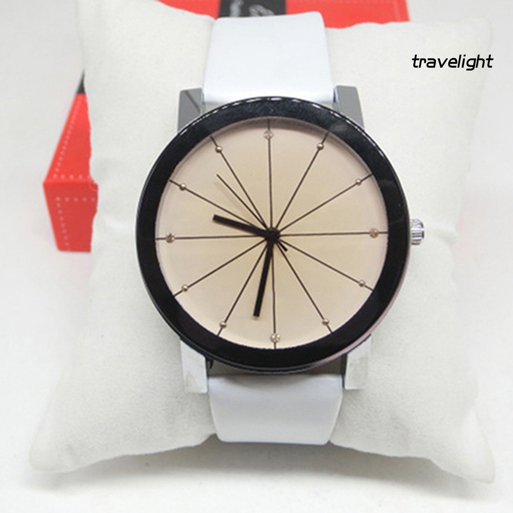 Đồng hồ đeo tay mặt tròn dây hợp kim dành cho các cặp đôi
 | BigBuy360 - bigbuy360.vn