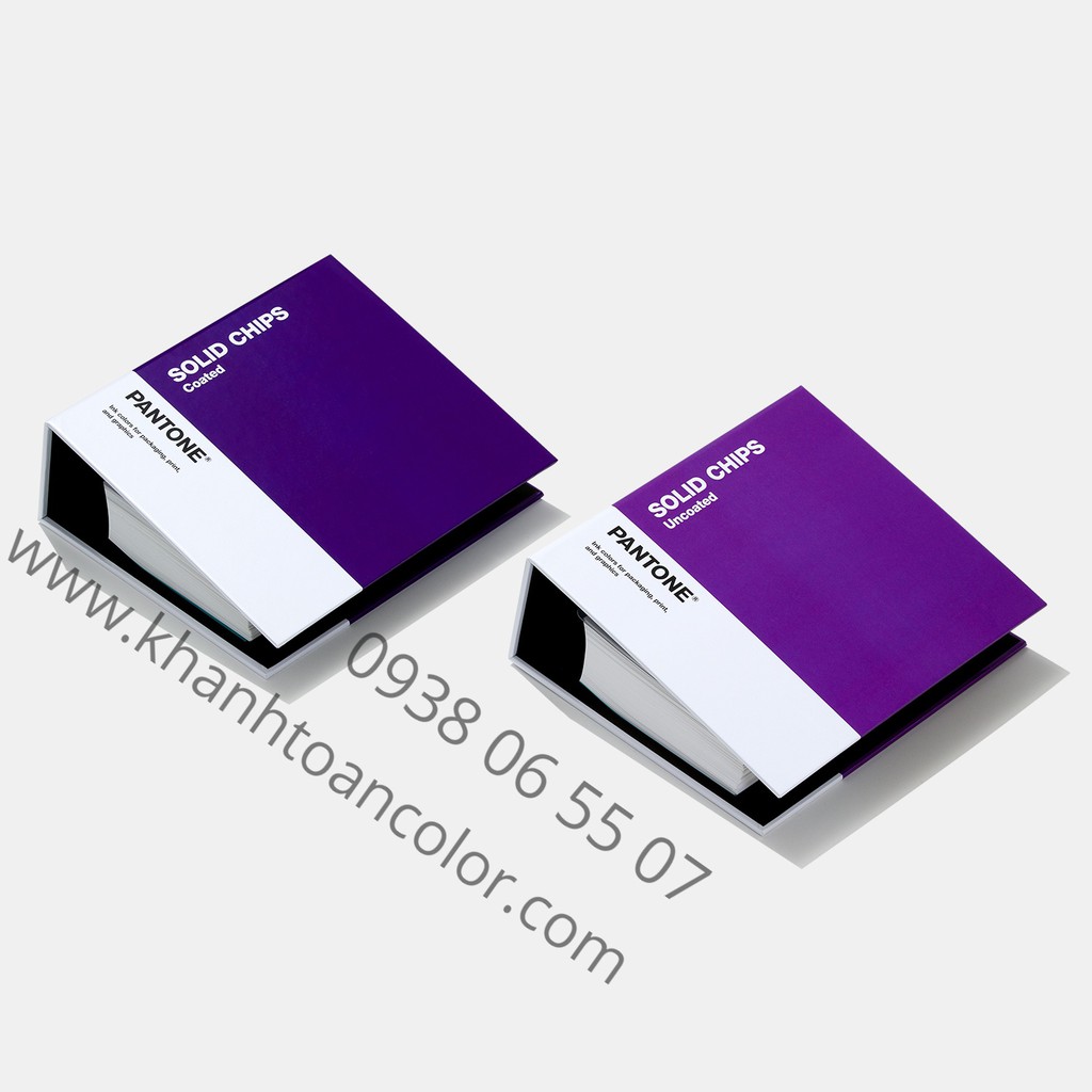 (CHÍNH HÃNG) Bảng màu Pantone Soid Chip Coated Uncoated GP1606A - Lưu hành năm 2021 -  PANTONE LLC từ Mỹ