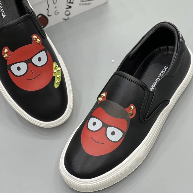 Giày slipon da nam Dolce in nổi hình mặt quỷ đỏ tag đinh vàng đế cao su non êm đẹp GS32P