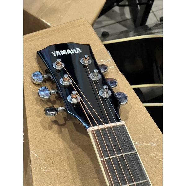 Đàn Guitar Yamaha F450 Sơn Bóng Cao Cấp