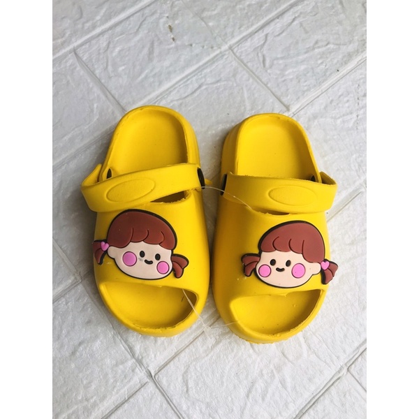 DÉP SỤC NHIỀU MẪU QUAI SAU CHO BÉ TẬP ĐI