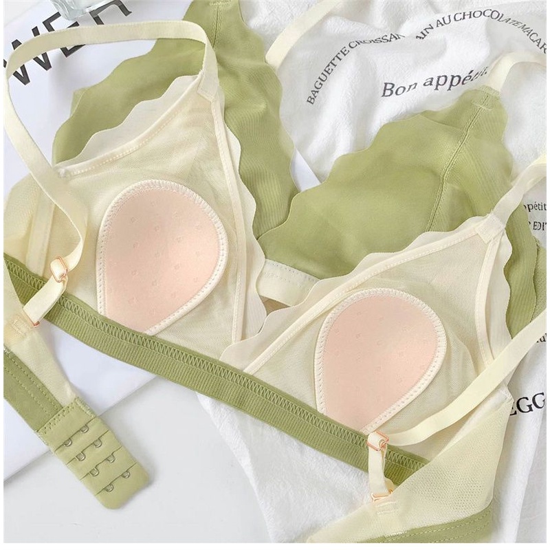 Áo Ngực Không Đường May Mềm Mịn Size 32-38AB Young Girl