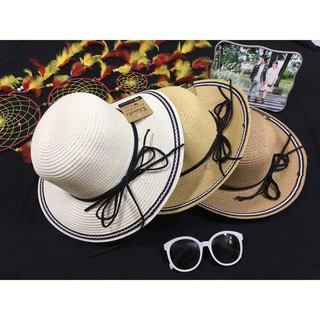 Nón cối vành rộng đi biển xinh