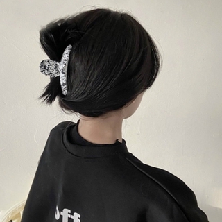 Kẹp bấu tóc phun sơn nhiều mẫu
