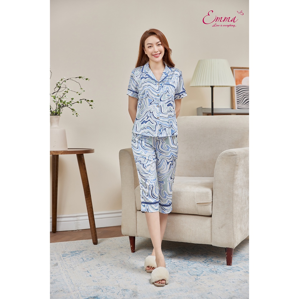 Đồ Bộ Mặc Nhà Emma Pyjama Lụa Áo Ngắn Tay, Quần Lửng EHLLU.22.29.04