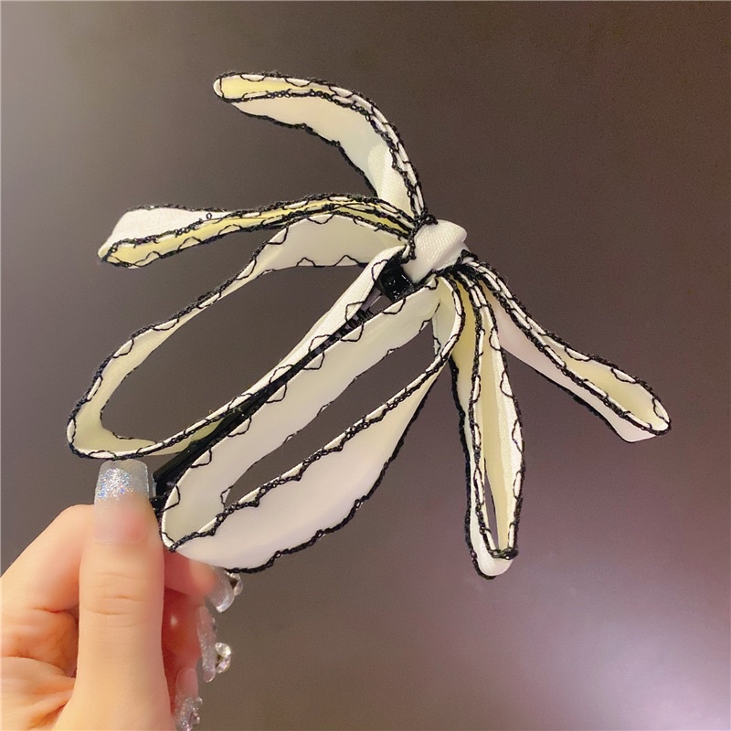 Kẹp dọc phồng tóc lụa mịn viền đen trắng dễ thương K5