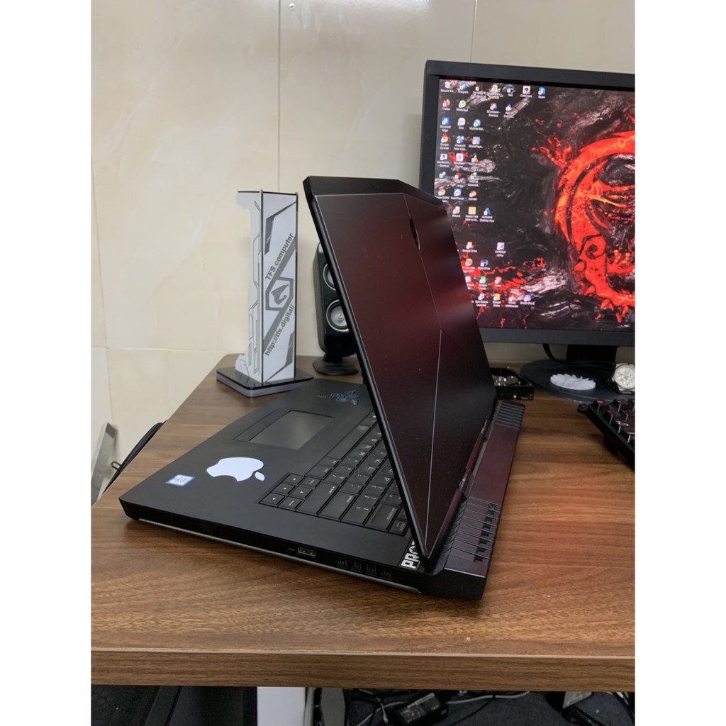 Dell Aianware R15 i7 6700HQ 16G/ 512G/ Gtx 1060/6G