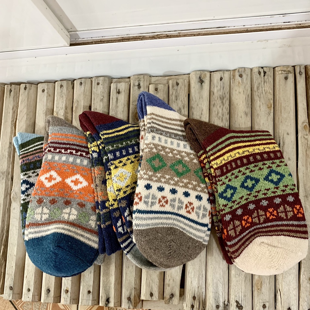 Set 4 đôi tất họa tiết nữ tone Nâu thời trang màu dịu dàng cổ cao