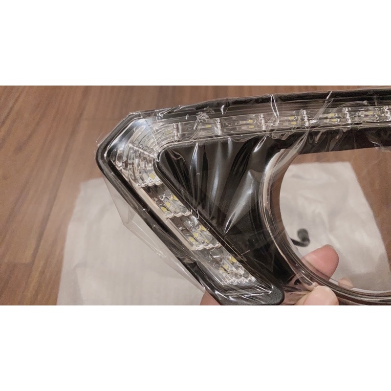 ỐP ĐÈN GẦM CÓ LED XTRAIL 2016-2021