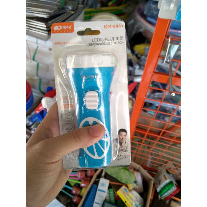đèn pin cầm tay led